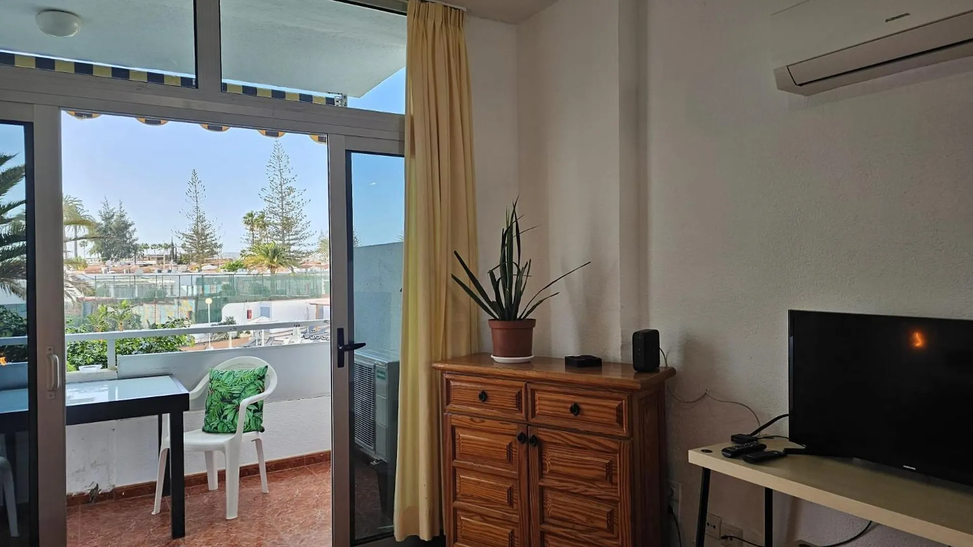 Barbados Tirajana Two Bedroom Apartment Playa del Ingles  Playa del Ingles (Gran Canaria)